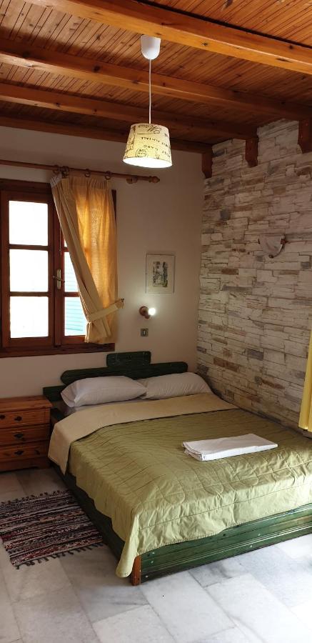 Evi Studios & Apartments Naxos City Esterno foto