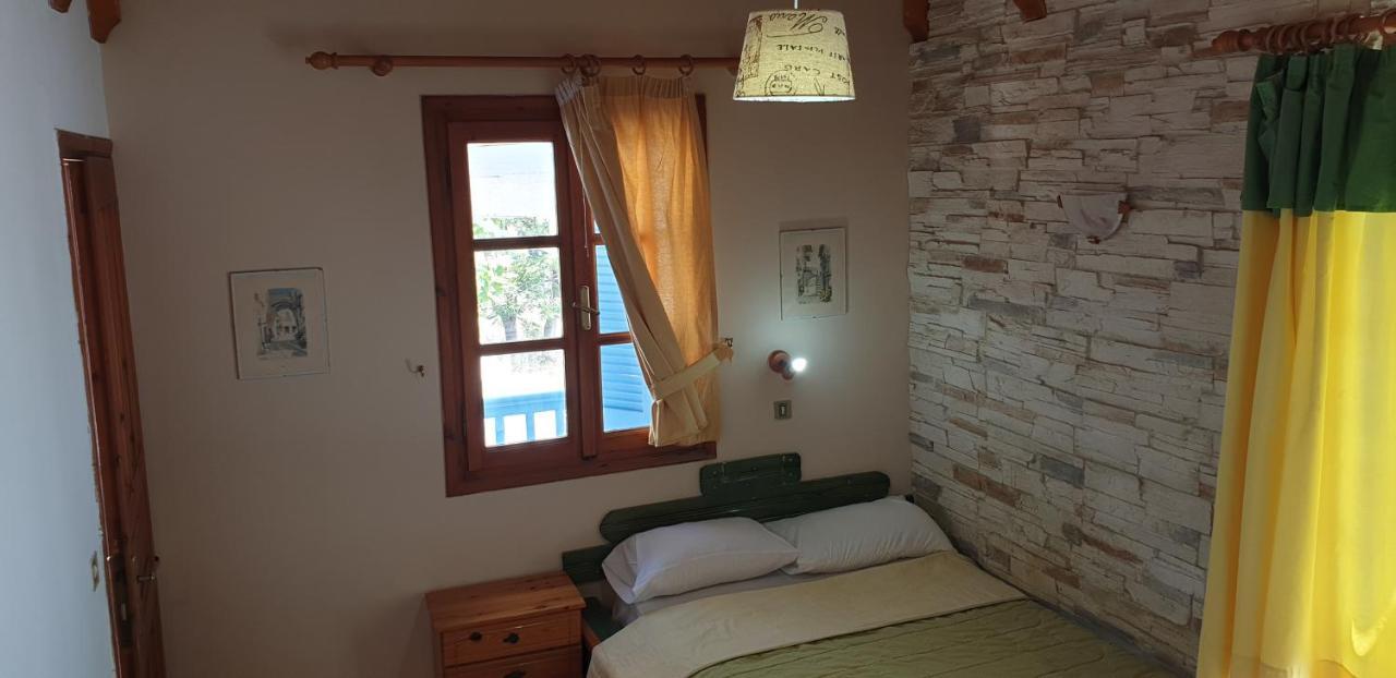 Evi Studios & Apartments Naxos City Esterno foto